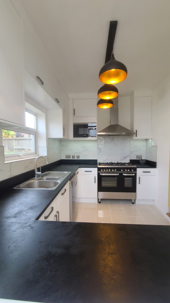 Kitchen Bespoke 2